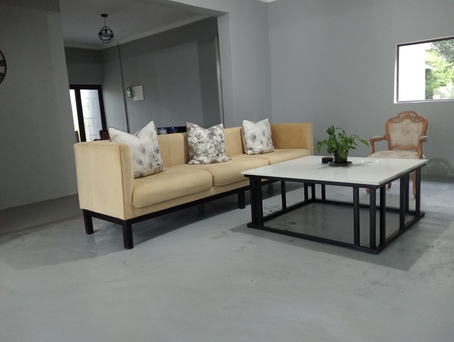 To Let 4 Bedroom Property for Rent in Cashan North West